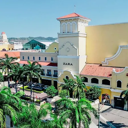 Mega Suite Junto Al San Marino Shopping Guayaquil Exterior photo